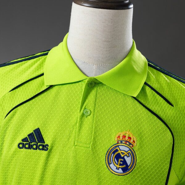 Real Madrid 2025/26 Polo Shirt – Official Style Club Edition