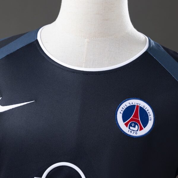 PSG 2001/02 Third Away Retro Jersey – Classic Paris Edition