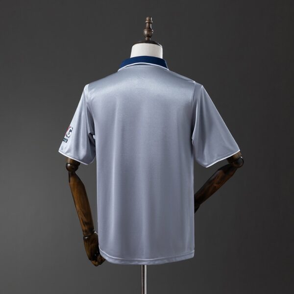 PSG 2000/01 Away Retro Jersey – Classic Paris Edition