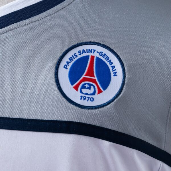 PSG 2000/01 Away Retro Jersey – Classic Paris Edition