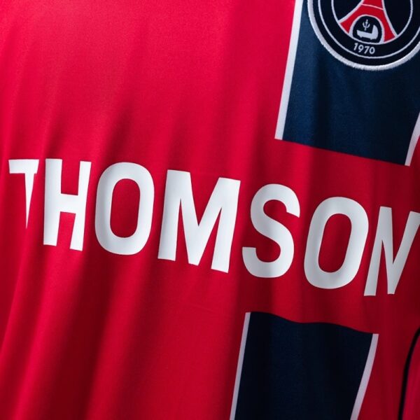 img_9039 Paris Saint-Germain 2004/05 Red Away Retro Jersey – Classic PSG Edition