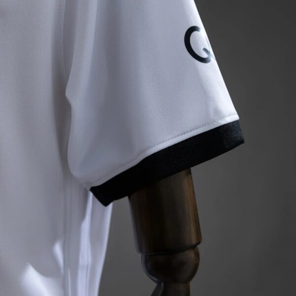 img_9060 Paris Saint-Germain 2021/22 Away Retro Jersey – Classic White Edition