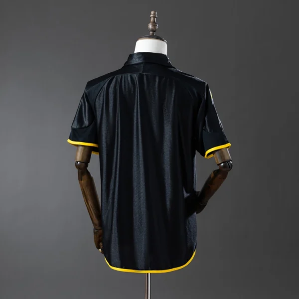 Real Madrid 1999 Black Retro Jersey – Classic Away Edition