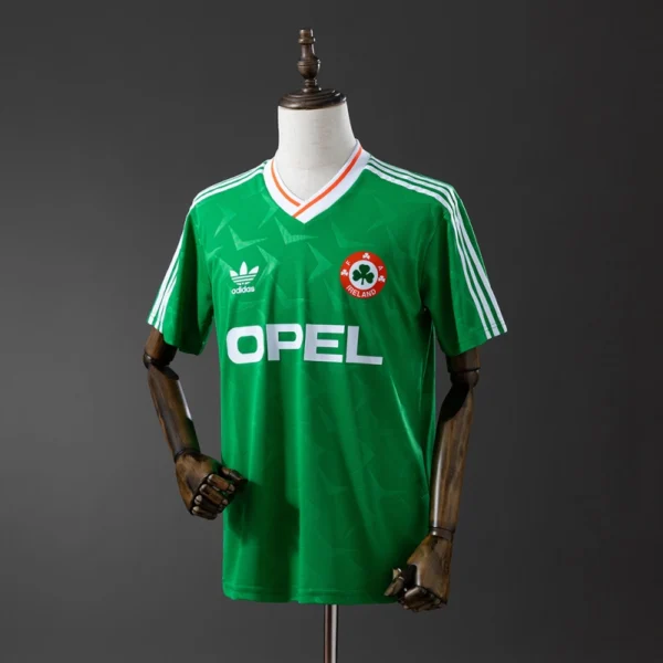 resize,m_lfit,h_800,w_800 Ireland Home 1990/1991 Retro