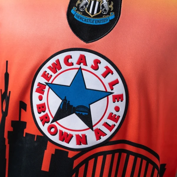Newcastle United 96/97 Goalkeeper Long Sleeve Retro Jersey