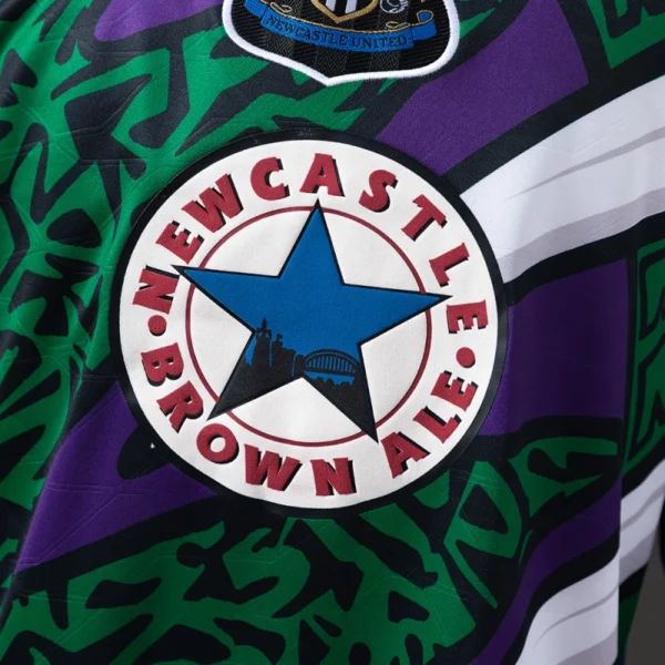 Newcastle United 95/96 Goalkeeper Long Sleeve Retro Jersey