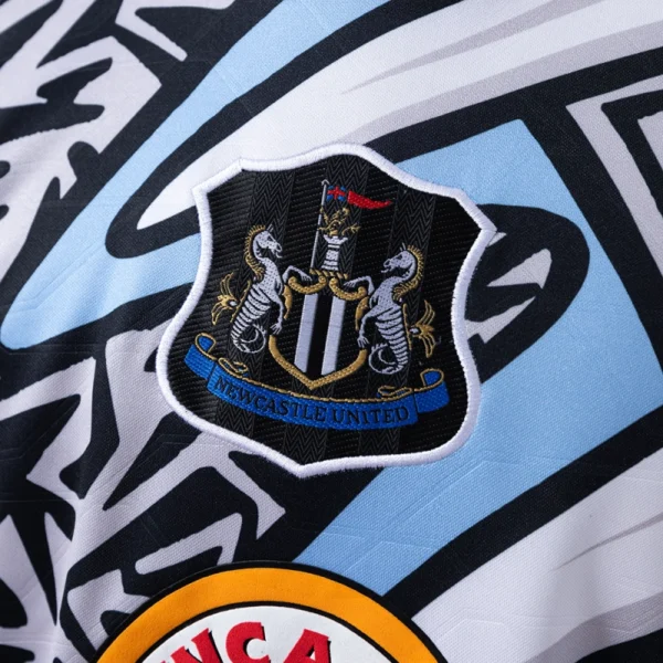 Newcastle United 95/96 Goalkeeper Long Sleeve Retro Jersey