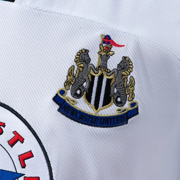 Newcastle United 99/00 Away Retro Jersey