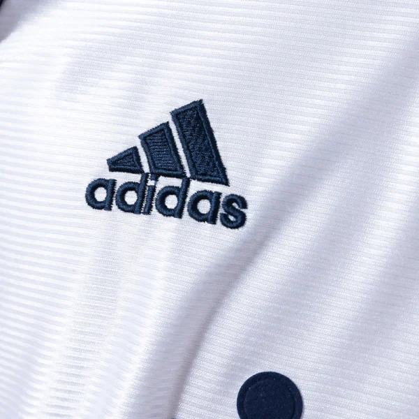 Real Madrid 1998/99 Home Retro Kit – Classic White Edition