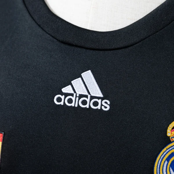 resize,m_lfit,h_800,w_800 (5) Real Madrid 2008/09 Third Black Retro Kit – Classic Edition