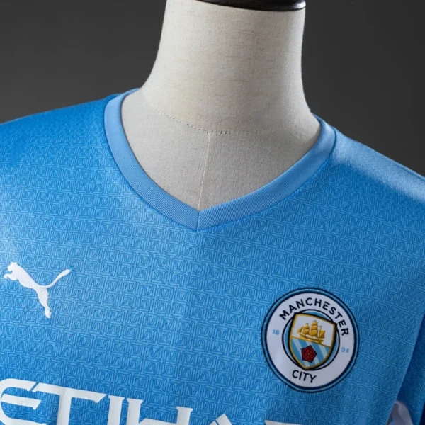 Manchester City 21/22 Home Retro Jersey