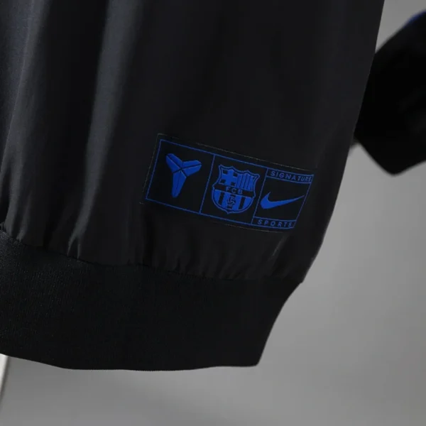 resize,m_lfit,h_800,w_800 (6) FC Barcelona x Kobe Windbreaker – Limited Mamba Edition Jacket