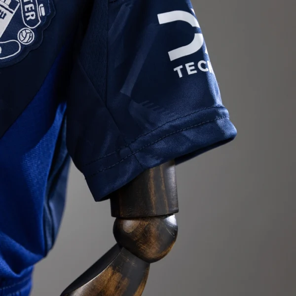 Manchester United 24/25 Away Full Kids Kit Jersey