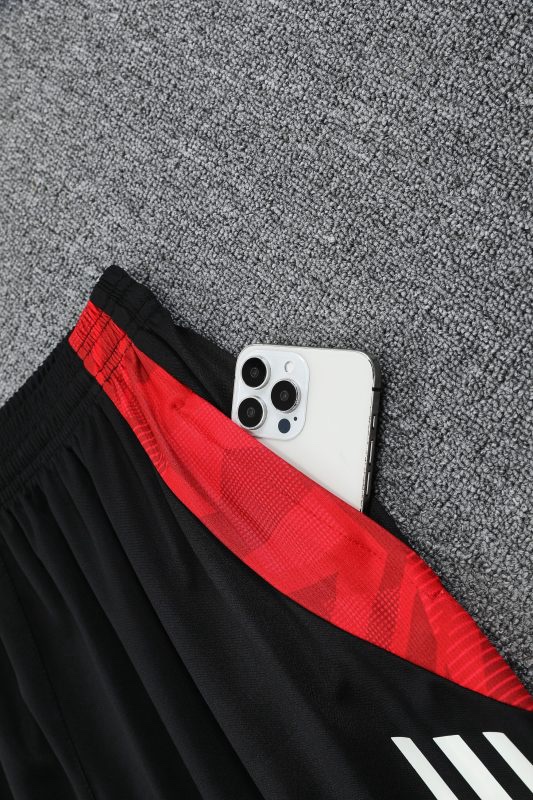 Manchester United 2025/26 Training Vest – Official Style Sleeveless Kit