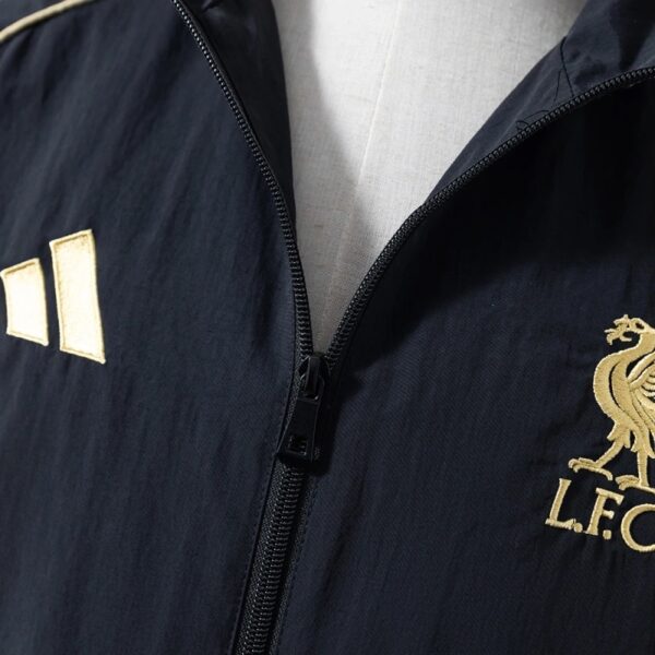 Liverpool 2025/26 Windbreaker Jacket Black – Official Style Training Outerwear