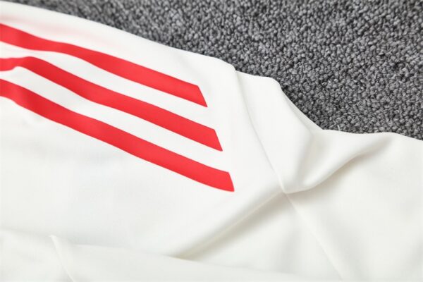 Liverpool 2025/26 Adult & Kids White Training Tracksuit