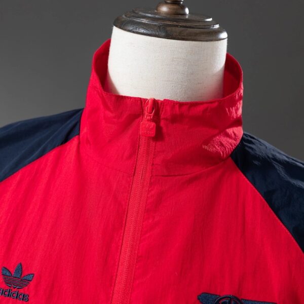 img_0618 Arsenal 2025/26 Windbreaker Jacket – Lightweight Training Edition
