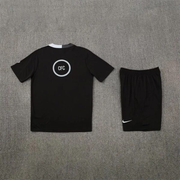 Chelsea 2025/26 T90 Training Kit – Adults & Kids Edition