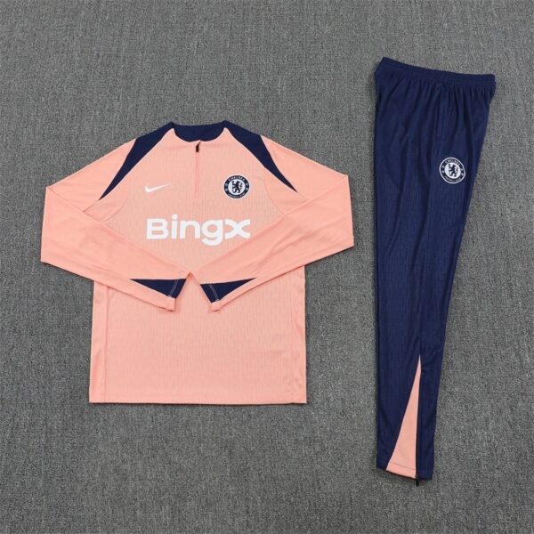 Chelsea 2025/26 Pink Player Training Tracksuit – Adult & Kids Sizes