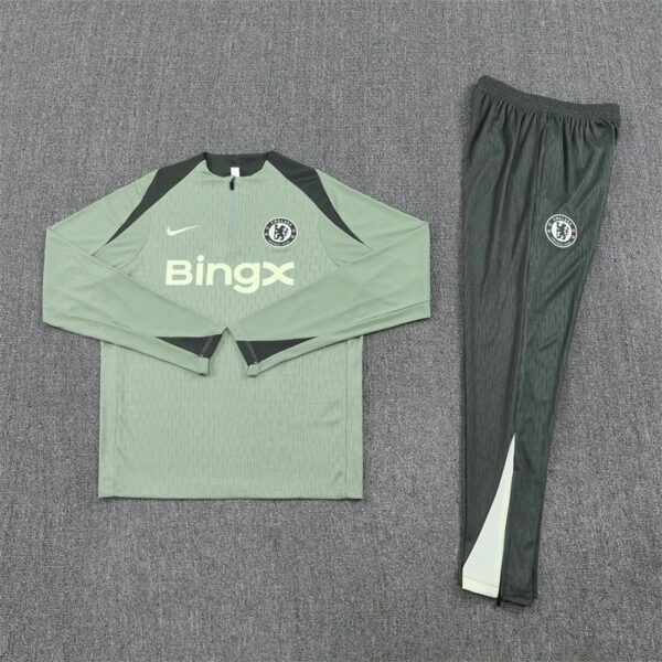 Chelsea 2025/26 Green Player Training Tracksuit – Adult & Kids Sizes