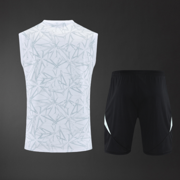 Real Madrid 2025/26 Training Vest Kit – Sleeveless Performance Set