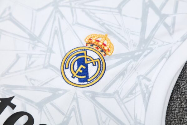 Real Madrid 2025/26 Training Vest Kit – Sleeveless Performance Set