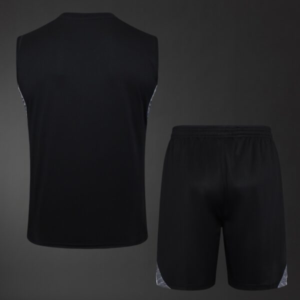 Real Madrid 2025/26 Training Vest Kit – Black