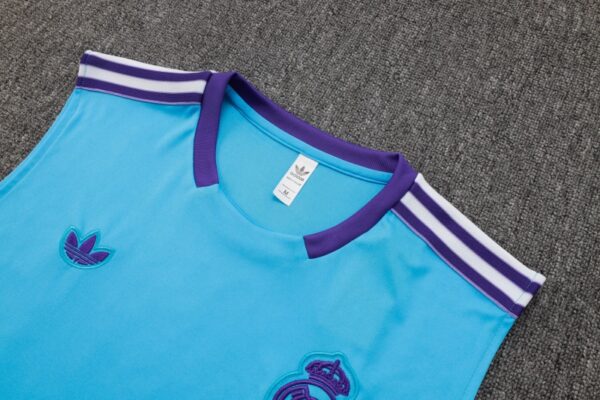 img_1828 Real Madrid 2025/26 Training Vest Kit - Blue & Purple