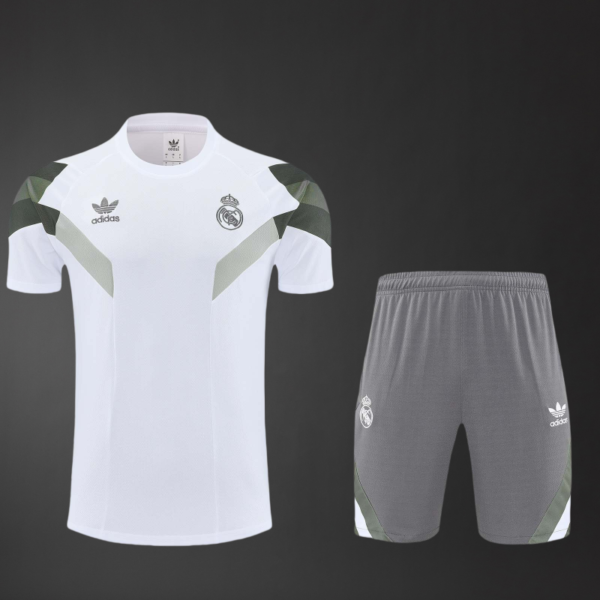 img_1905 Real Madrid 2025/26 Adult Short Sleeve Training Kit – White & Grey