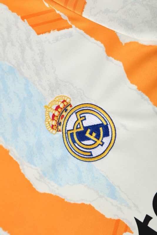 img_1916 Real Madrid 2025/26 Adult Short Sleeve Training Kit