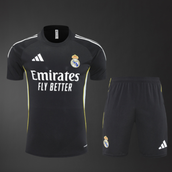 Real Madrid 2025/26 Short Sleeve Training Kit – Adult & Kids – Full Training Set Black