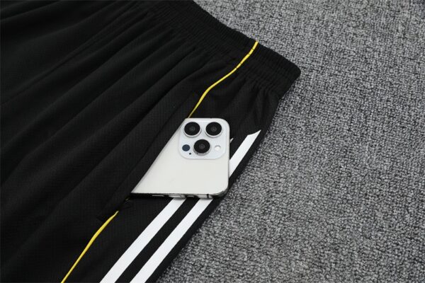 Real Madrid 2025/26 Short Sleeve Training Kit – Adult & Kids – Full Training Set Black