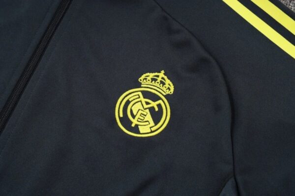 Real Madrid 2025/26 Training Tracksuit Kit – Adult & Kids – Full Training Set
