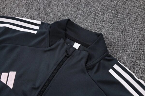 Real Madrid 2025/26 Training Tracksuit Kit – Adult & Kids