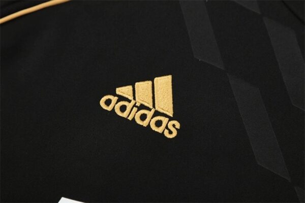 img_2236 Real Madrid Adult Retro Training Tracksuit Top – 2011/12