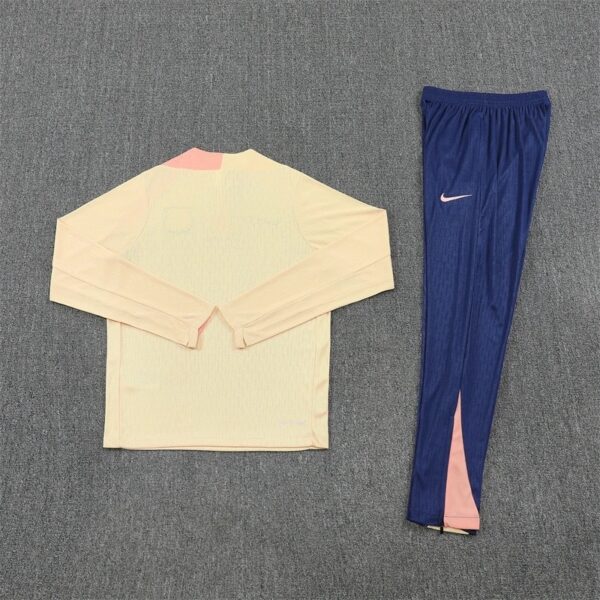 Barcelona 2025/26 Adult & Kids Training Tracksuit – Beige 1/4 Zip