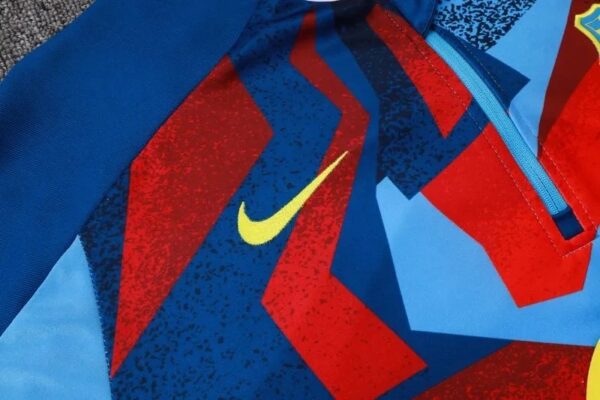 img_2760 Barcelona 2025/26 Adult & Kids Training Tracksuit – 1/4 Zip Official