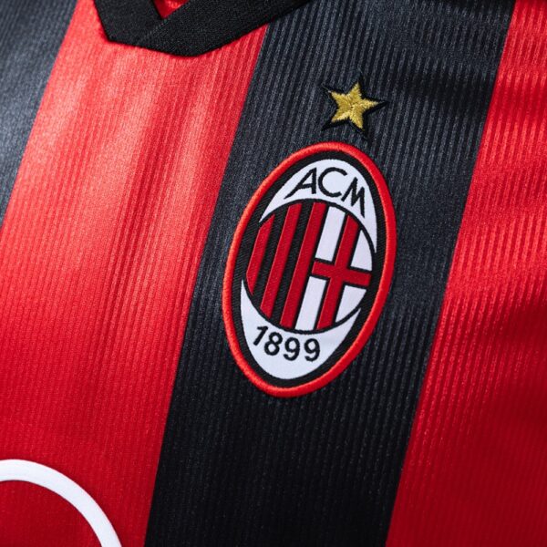 AC Milan 1998/99 Home Retro Jersey – Classic Edition