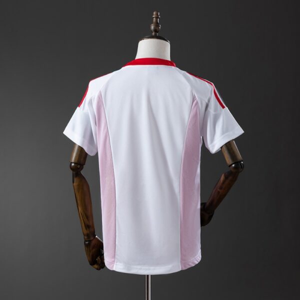 AC Milan 2002/03 Away Retro Jersey – Classic Edition