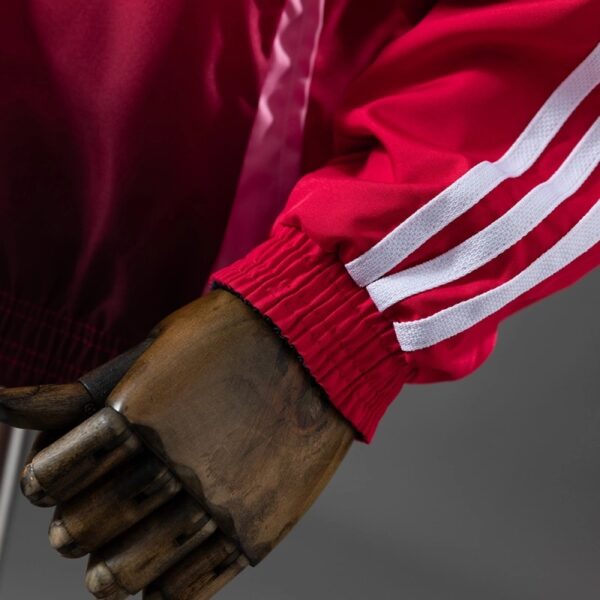 Manchester United 2025/26 Reversible Anthem Jacket Red/Black – Dual Style Edition