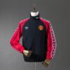 Manchester United Retro Windbreaker Jacket – Classic Vintage Edition