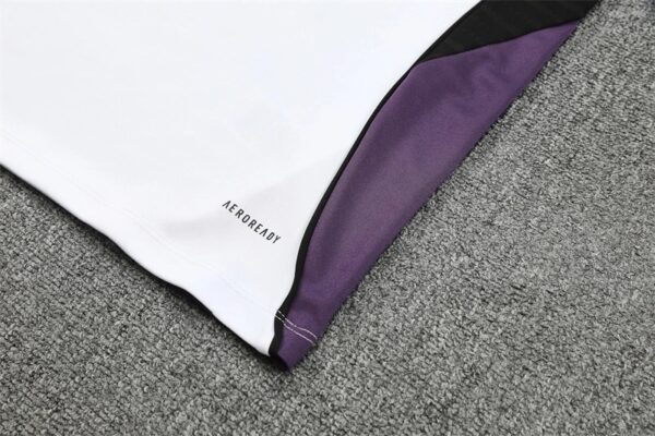 Manchester United 2025/26 Training Tracksuit – Adult & Kids Set