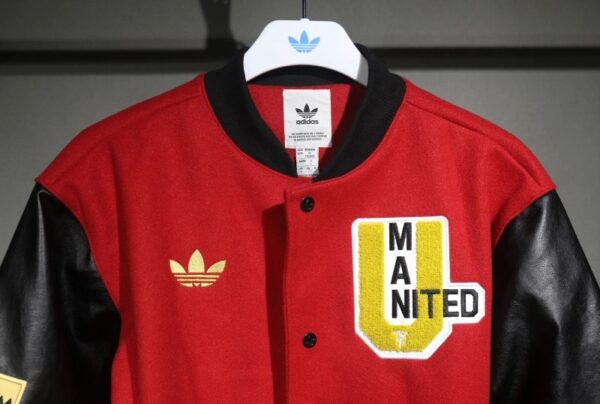 Manchester United 2025/26 Adult VRCT Jacket – Varsity Style Edition