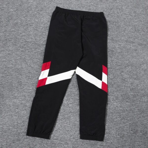 Manchester United 2025/26 Adult All-Weather Training Tracksuit – Performance Edition