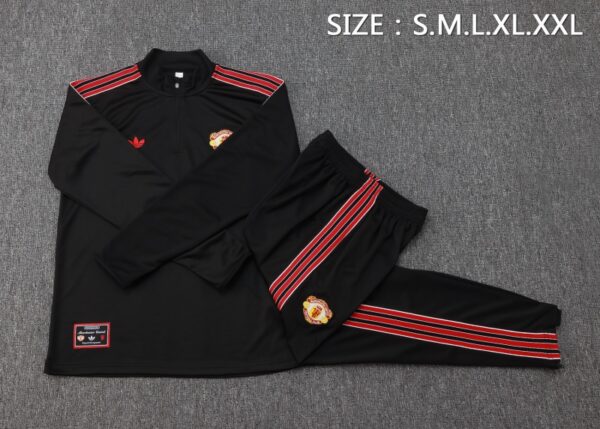 Manchester United 2025/26 Training Tracksuit Black & Red 1/4 Zip– Adult & Kids Set