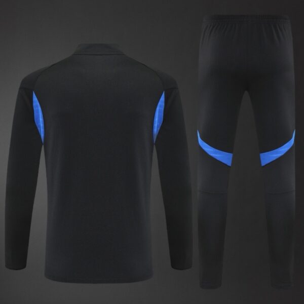 Manchester United 2025/26 Training Tracksuit Black & Yellow 1/4 Zip– Adult & Kids Set