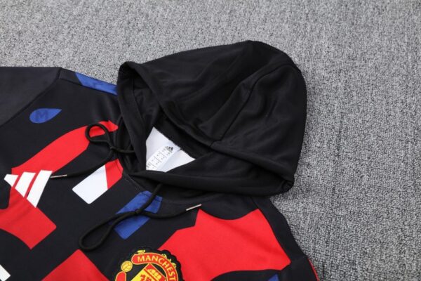Manchester United 2025/26 Hooded Training Tracksuit – Elite Performance Edition