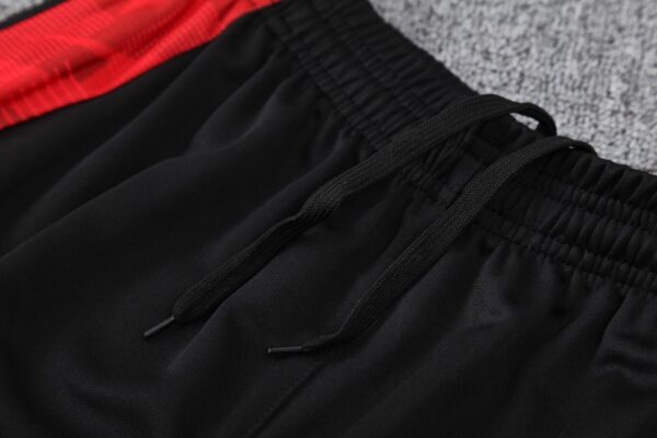 Manchester United 2025/26 Hooded Training Tracksuit – Elite Performance Edition