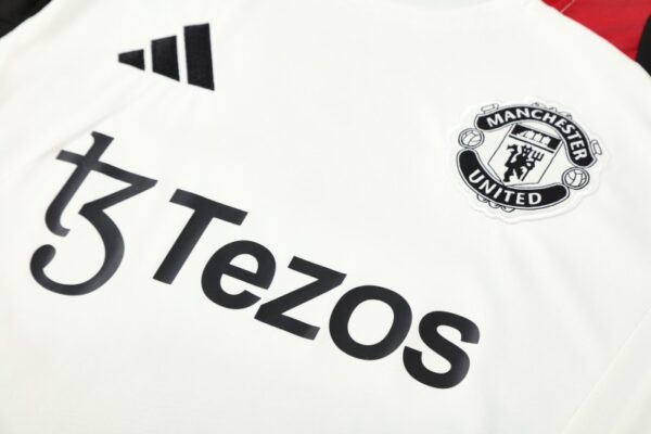 Manchester United 2025/26 White Short Sleeve Training Kit – Official Style Edition