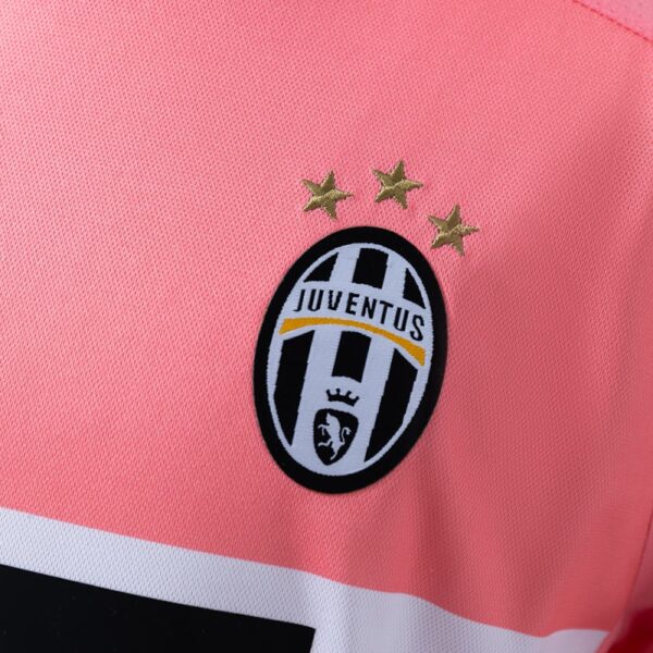 Juventus 2015/16 Away Retro Jersey – Classic Edition